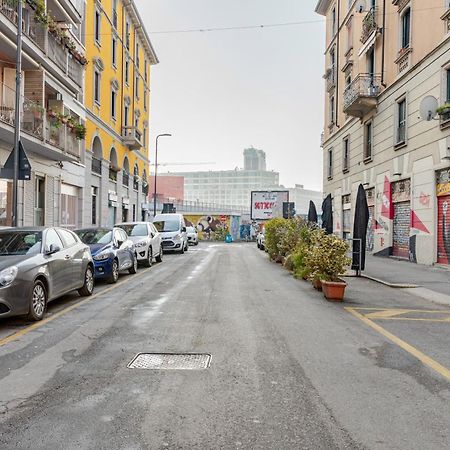 Appartamento - Isola Milan Luaran gambar