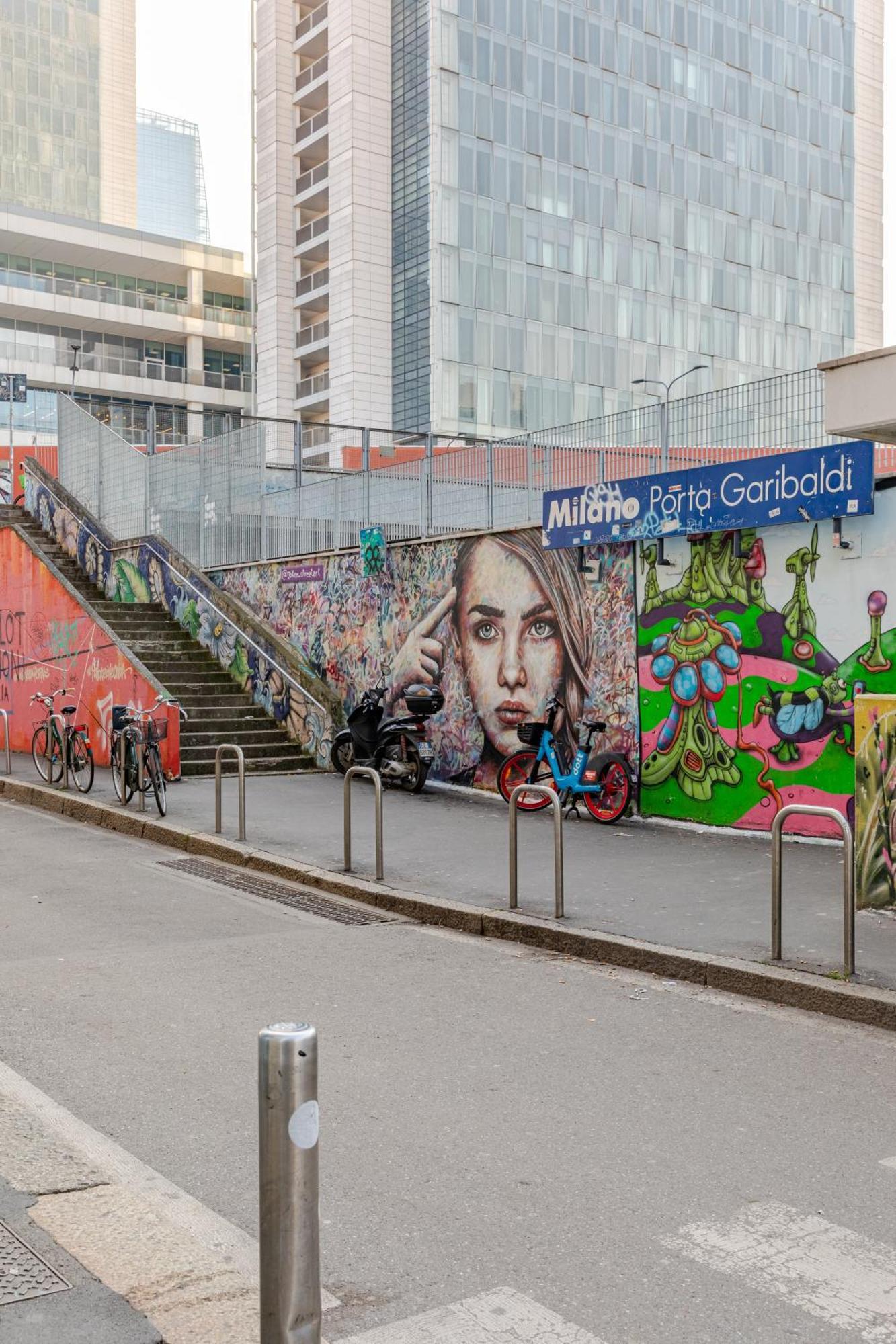 Appartamento - Isola Milan Luaran gambar